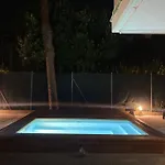 Mima61 - Con Piscina, Giardino E Posti Auto A 50mt Dal Centro Διαμέρισμα