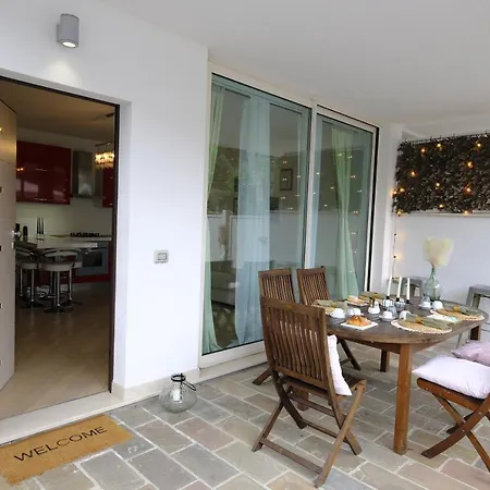 Mima61 - Con Piscina, Giardino E Posti Auto A 50mt Dal Centro 밀라노마리티마