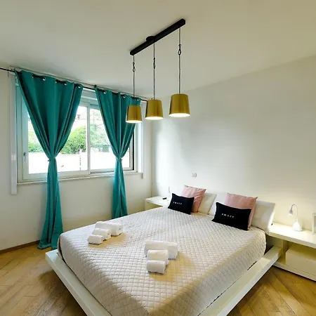 Mima61 - Con Giardino E Posti Auto A 50mt Dal Centro Apartmán *