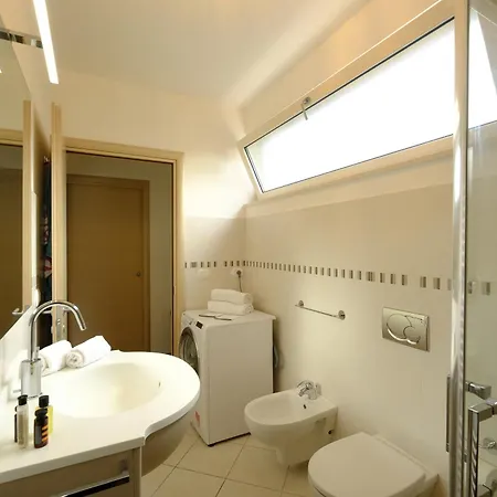 Mima61 - Con Piscina, Giardino E Posti Auto A 50mt Dal Centro