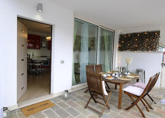 Mima61 - Con Piscina, Giardino E Posti Auto A 50mt Dal Centro Milano Marittima