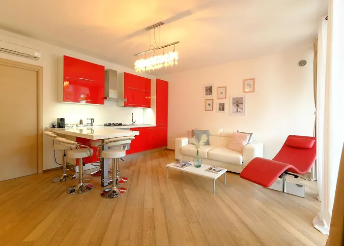 Mima61 - Con Piscina, Giardino E Posti Auto A 50mt Dal Centro * 밀라노마리티마