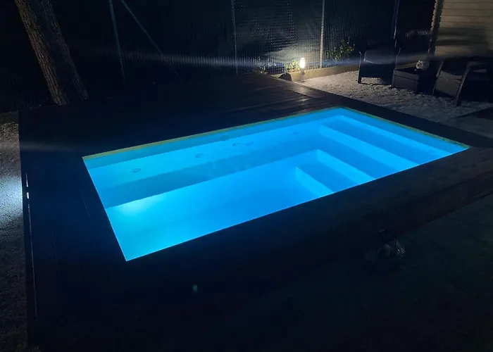 Mima61 - Con Piscina, Giardino E Posti Auto A 50mt Dal Centro